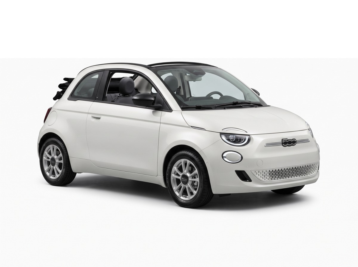 Fiat 500 Cabriolet 2025 في الدار البيضاء